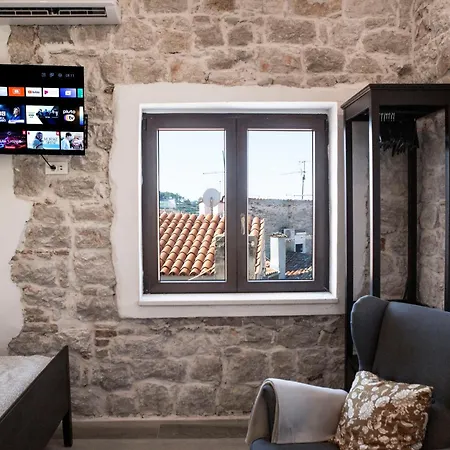 Diamadi-old Town Appartement *