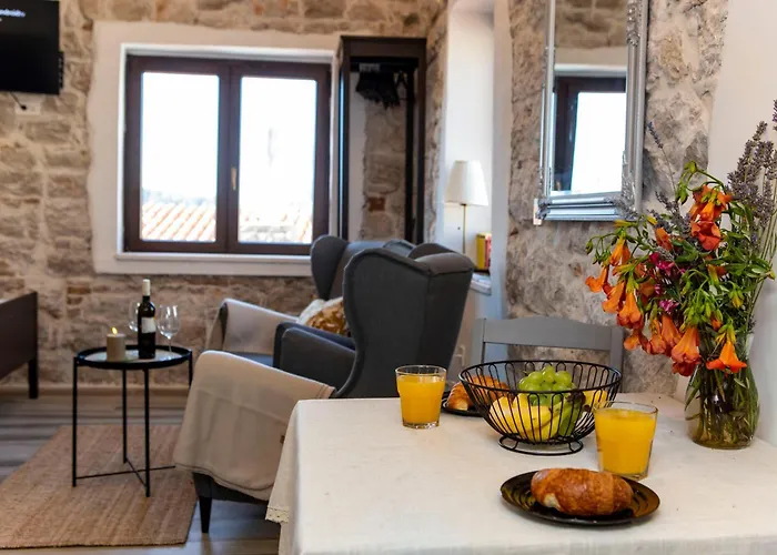 Apartmán Diamadi-old Town *