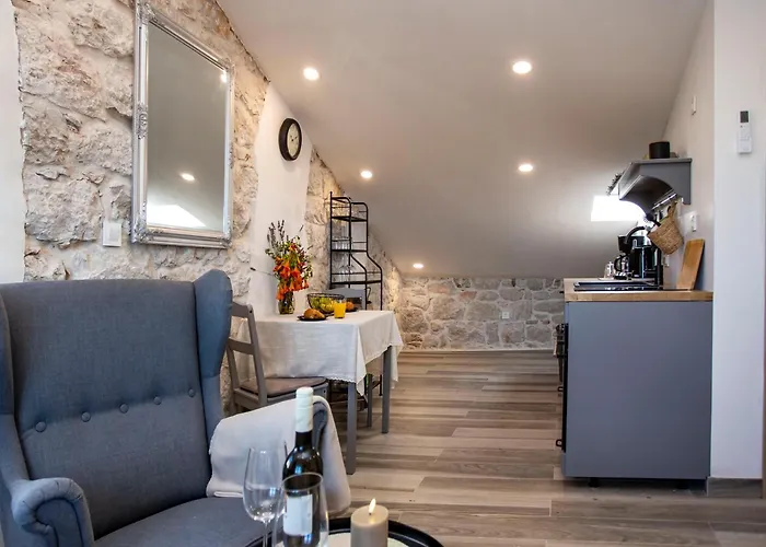 Διαμέρισμα Diamadi-old Town