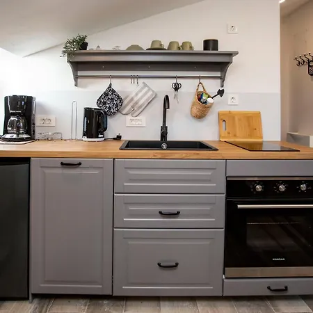 Diamadi-old Town דירה *