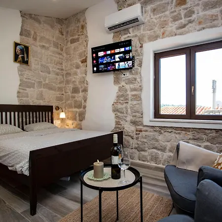 Diamadi-old Town Apartamento